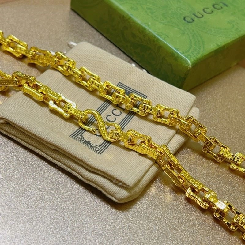Minimalist Gucci Necklaces 244227