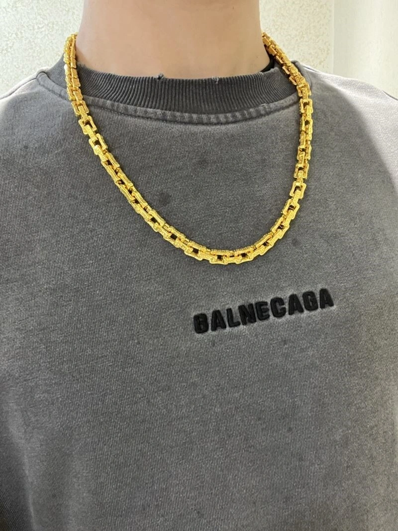 Minimalist Gucci Necklaces 244227