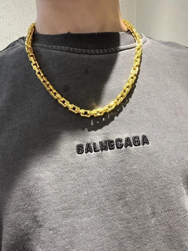 Minimalist Gucci Necklaces 244227