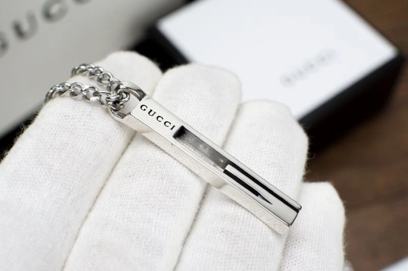 Elegant Gucci Necklaces 244252