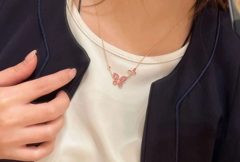 Gucci Necklaces EasyCare 244250