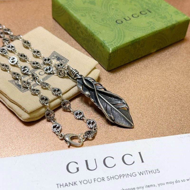 Compact Gucci Necklaces 244221