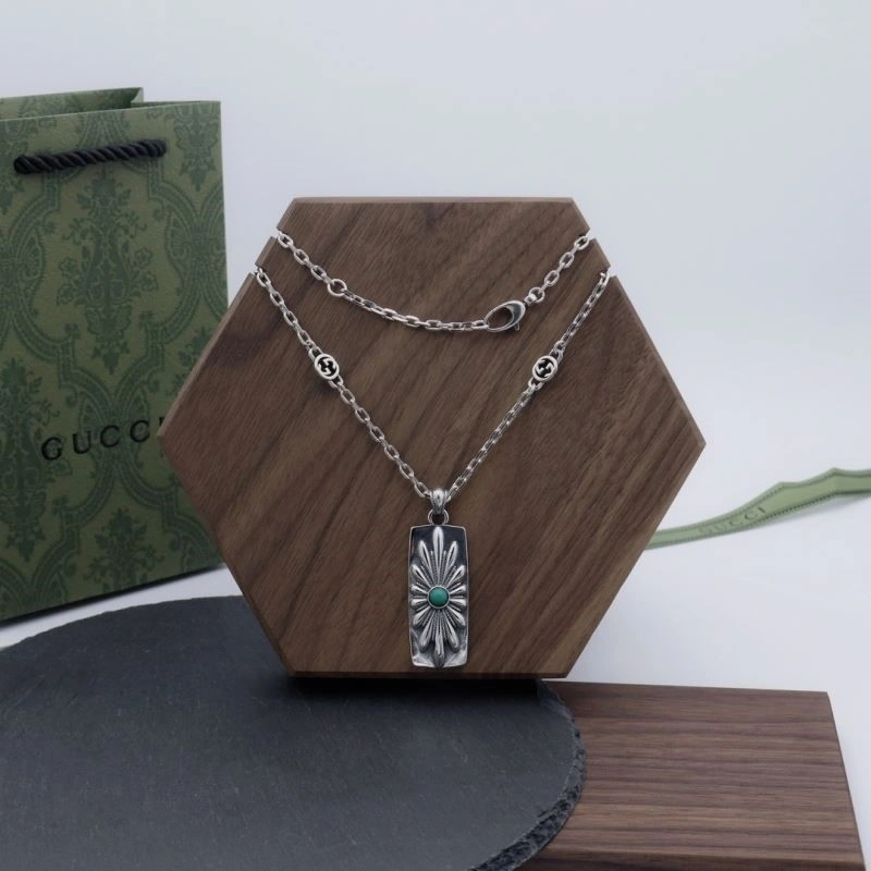 UrbanChic Gucci Necklaces 244047