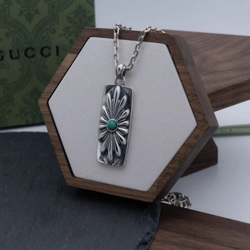 UrbanChic Gucci Necklaces 244047