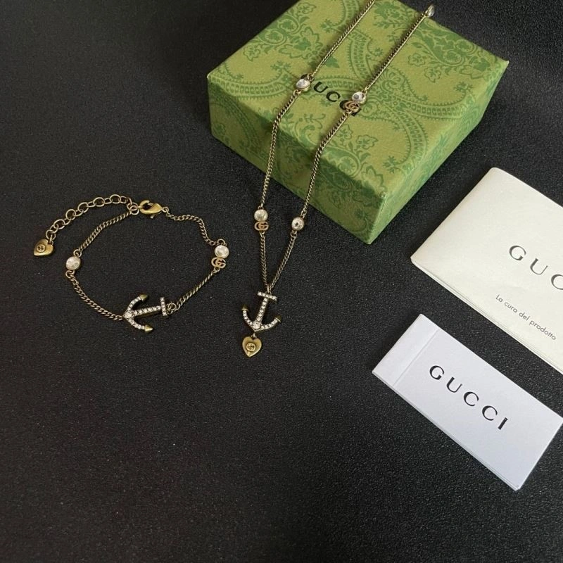 Gucci Necklaces Chic 244045