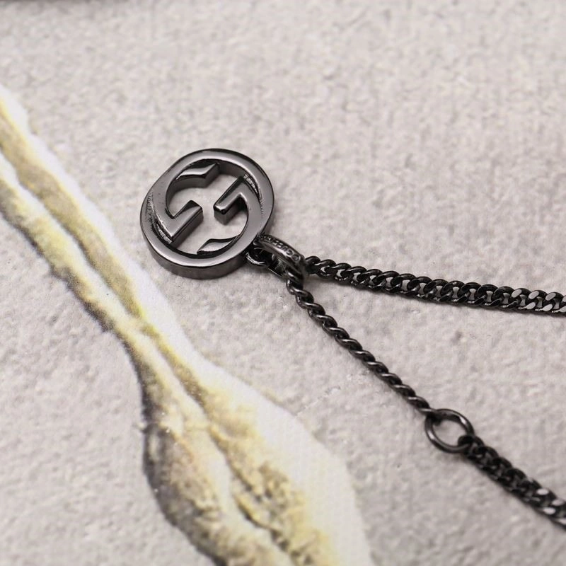 ComfortFit Gucci Necklaces 244017