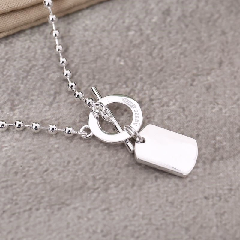 Compact Gucci Necklaces 244013