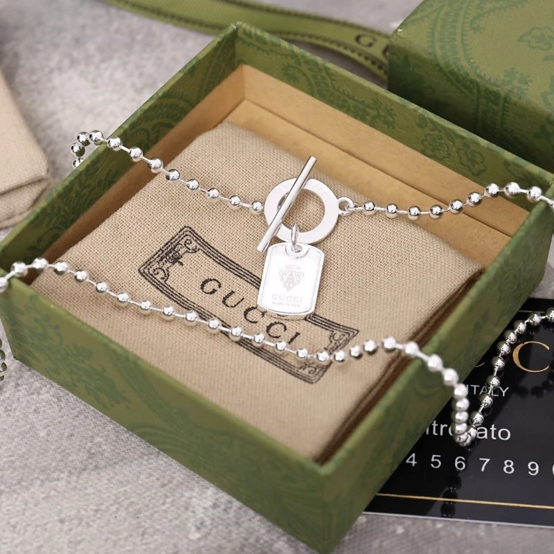 Compact Gucci Necklaces 244013