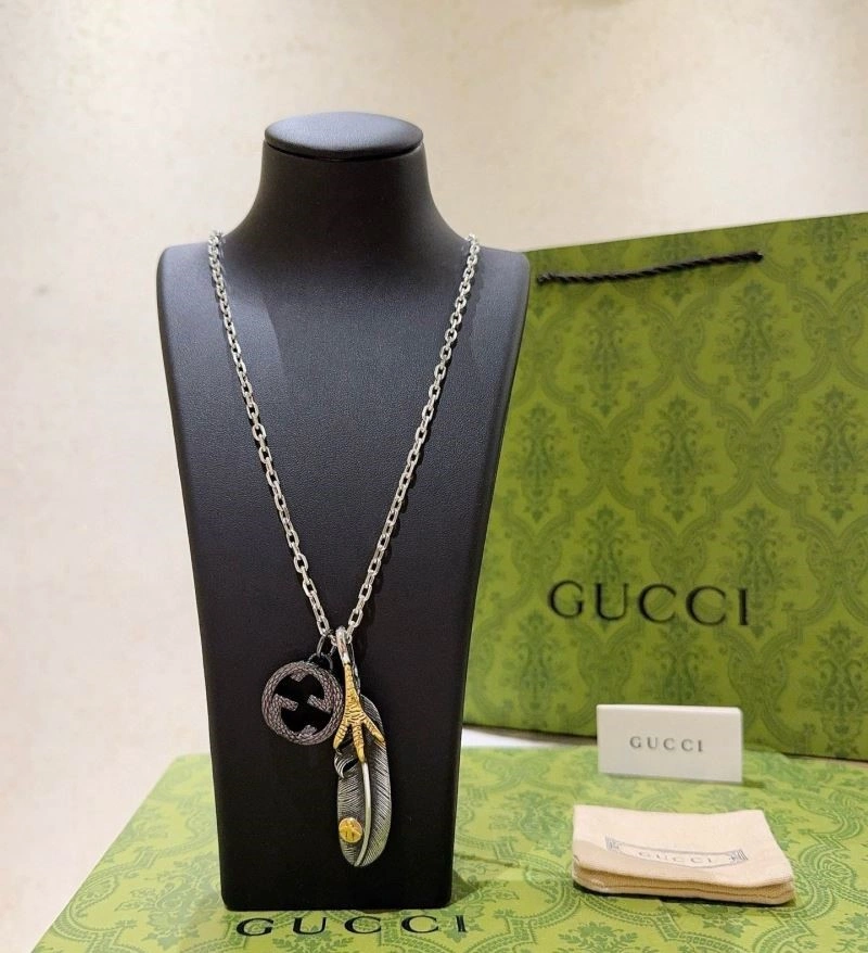 Contemporary Gucci Necklaces 244027