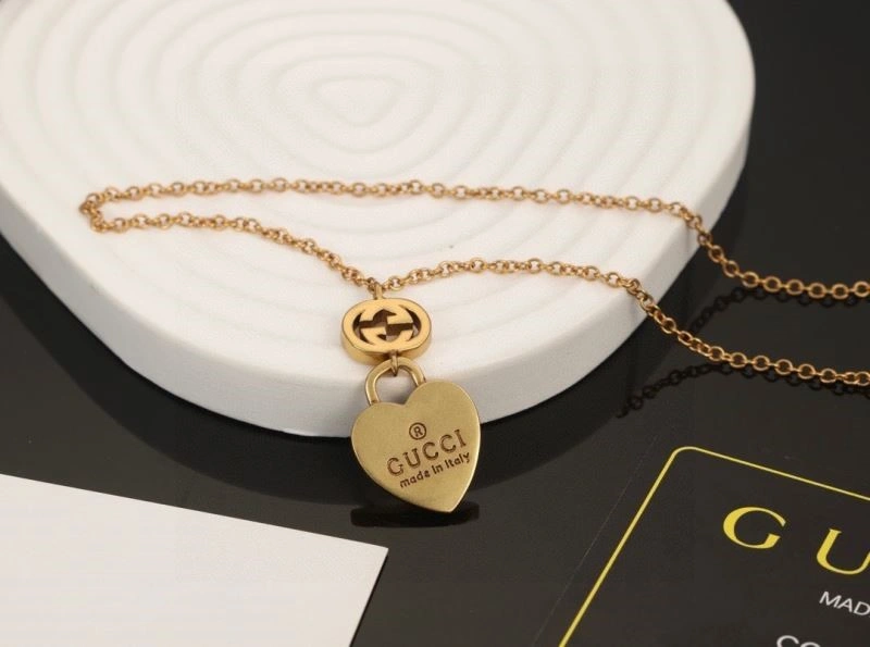 Gucci Necklaces Casual 244024