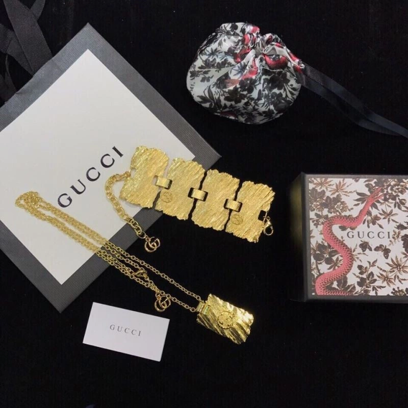 Gucci Necklaces StreetReady 244030