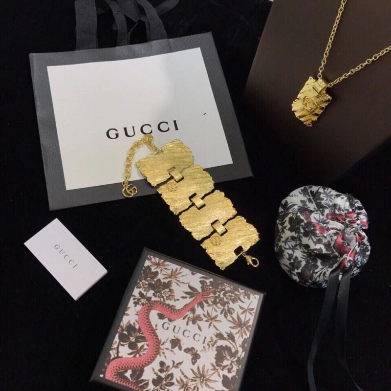 Gucci Necklaces StreetReady 244030