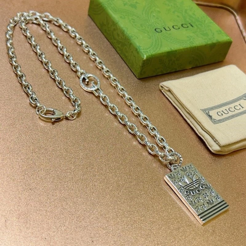 Sporty Gucci Necklaces 243988