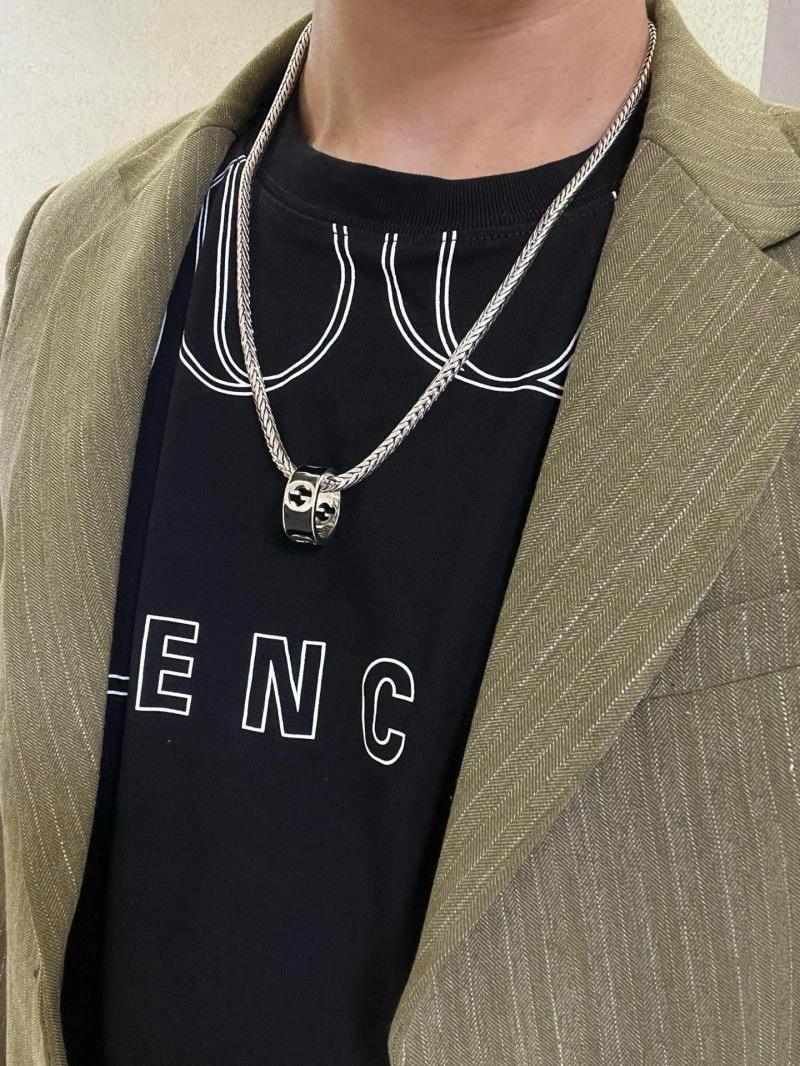 Versatile Gucci Necklaces 243994