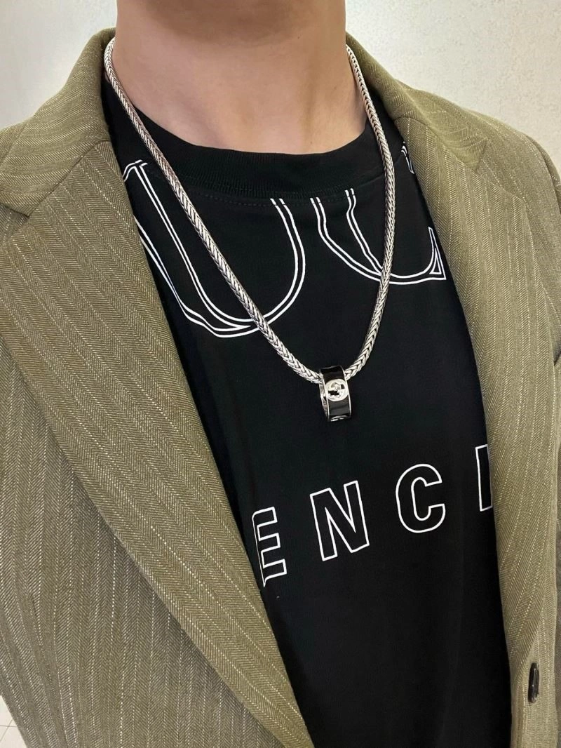 Versatile Gucci Necklaces 243994