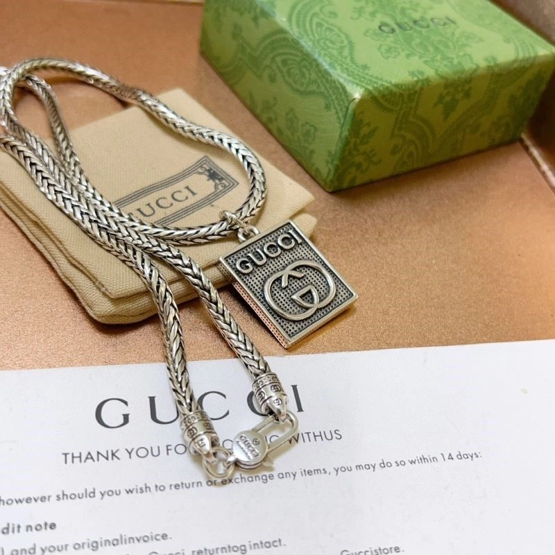 Effortless Gucci Necklaces 243963