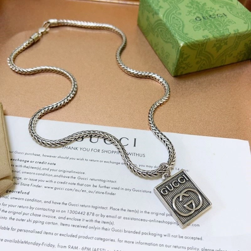 Effortless Gucci Necklaces 243963