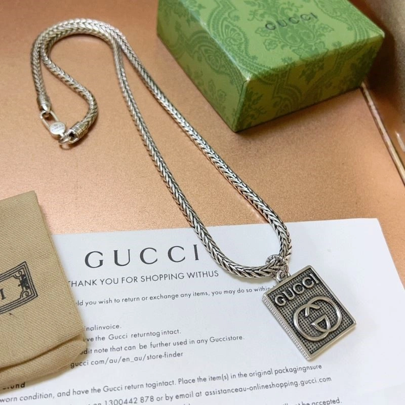 Effortless Gucci Necklaces 243963