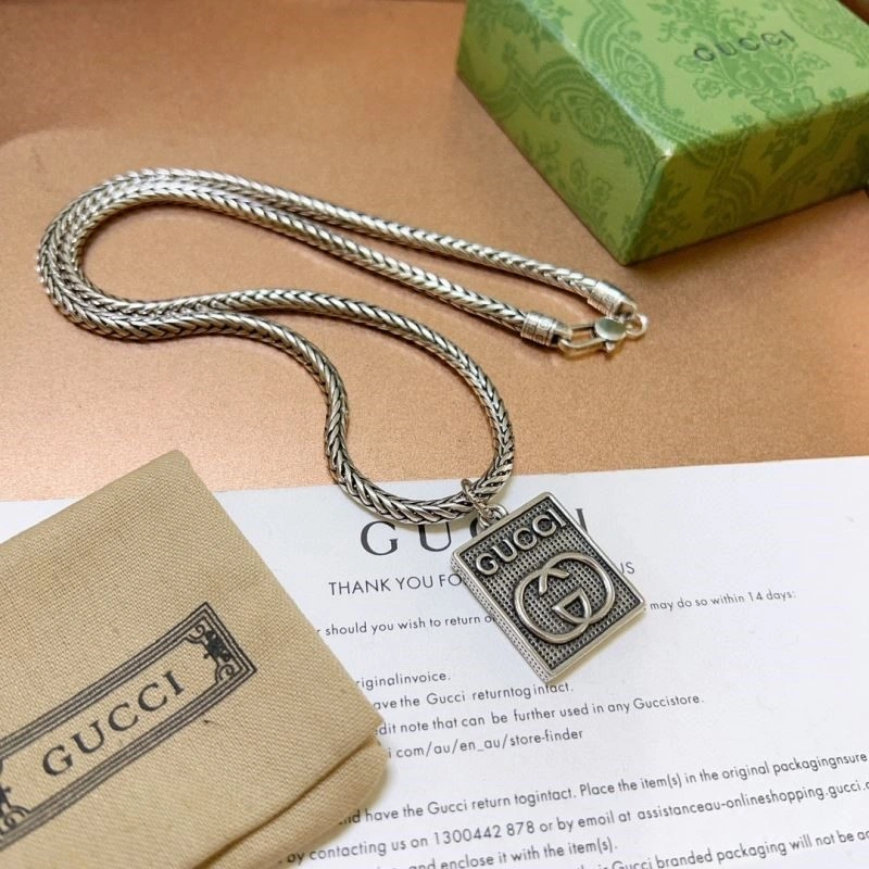 Effortless Gucci Necklaces 243963