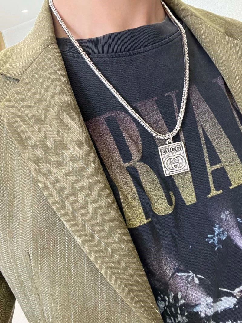 Effortless Gucci Necklaces 243963