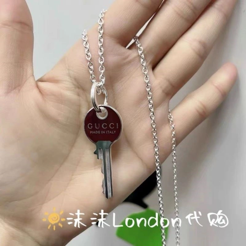 Attractive Gucci Necklaces 243937
