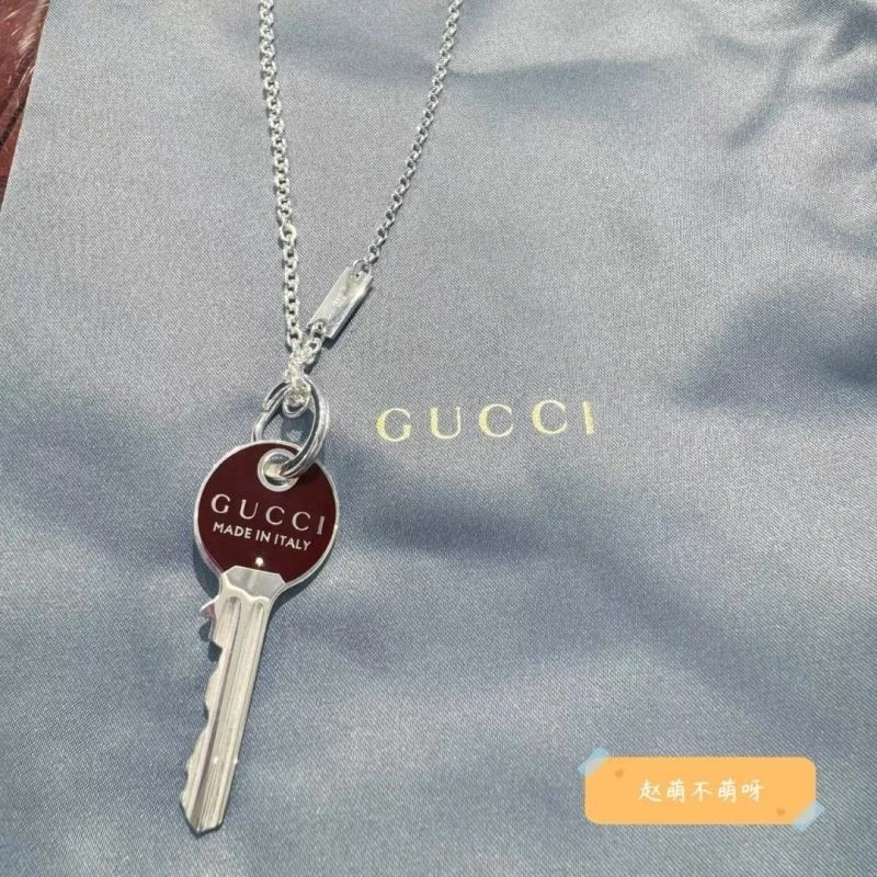 Attractive Gucci Necklaces 243937
