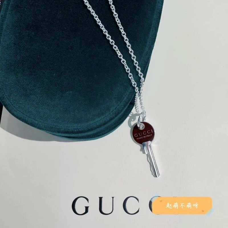Attractive Gucci Necklaces 243937