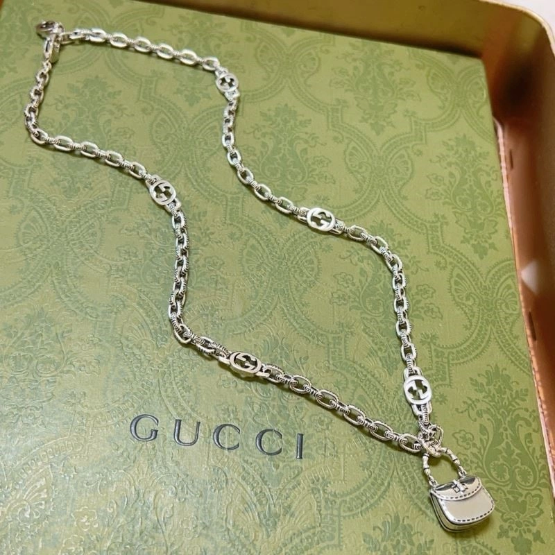 Versatile Gucci Necklaces 243705