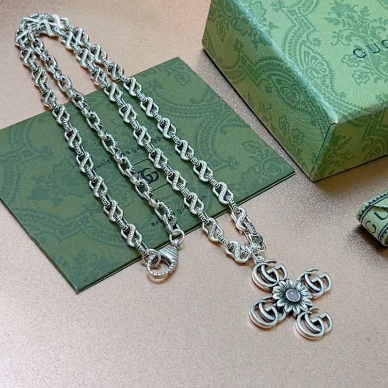 Cozy Gucci Necklaces 243706