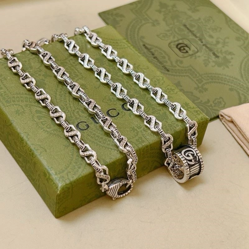 Gucci Necklaces Affordable 243690