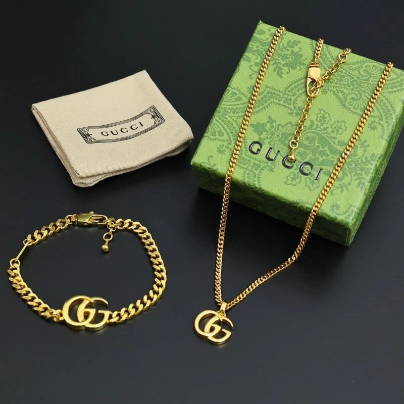 Gucci Necklaces Durable 243649