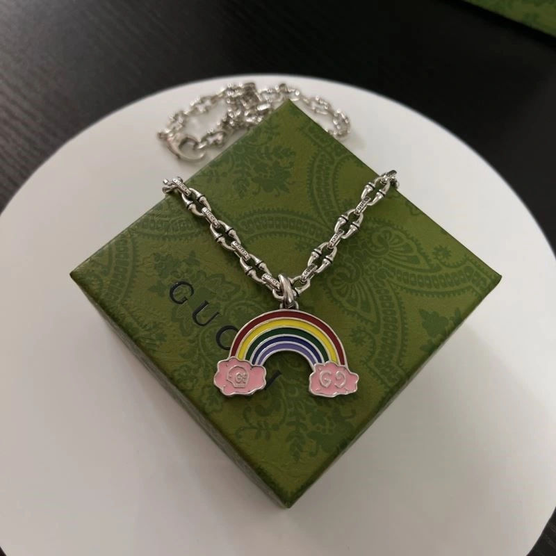 Gucci Necklaces Trendy 243664