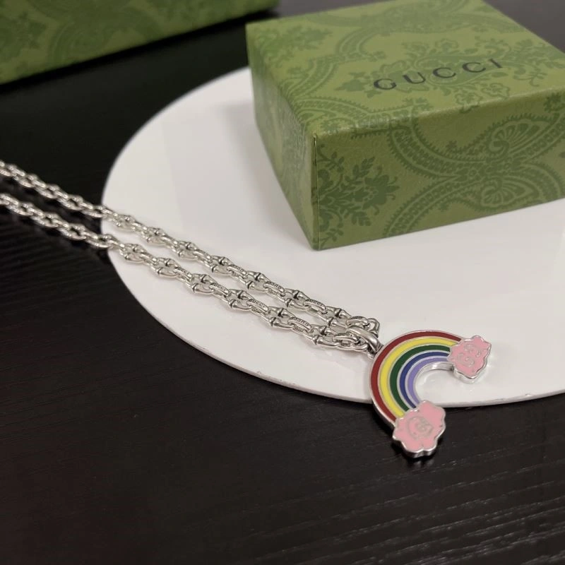 Gucci Necklaces Trendy 243664