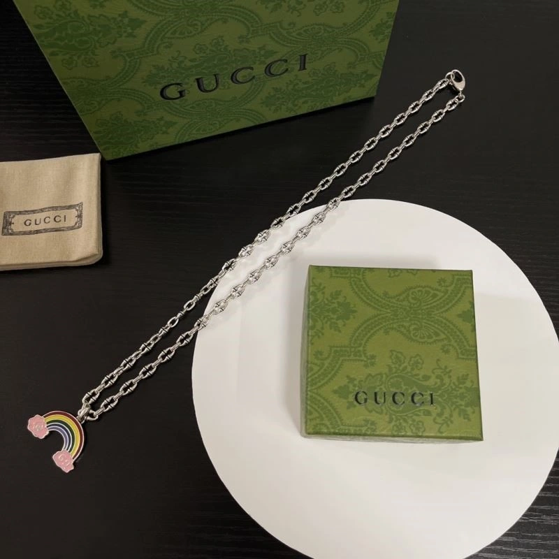Gucci Necklaces Trendy 243664