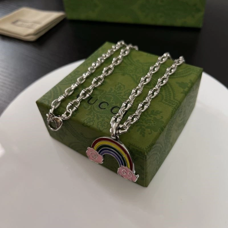 Gucci Necklaces Trendy 243664