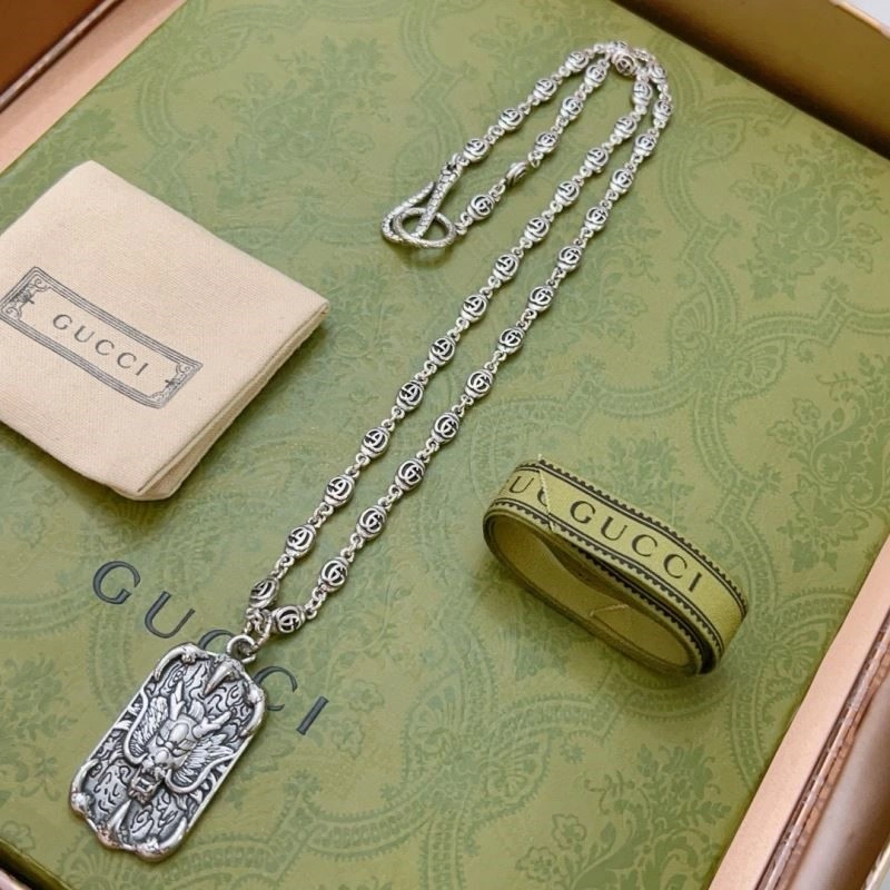 Gucci Necklaces DailyWear 243658