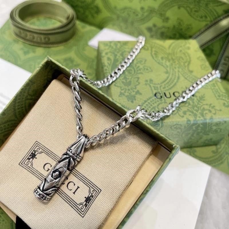 Trendsetting Gucci Necklaces 243637