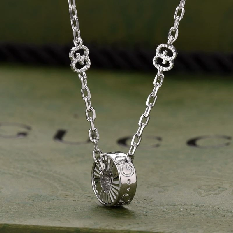 Gucci Necklaces Practical 243630