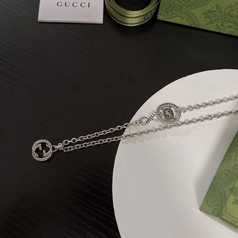 Elegant Gucci Necklaces 243600