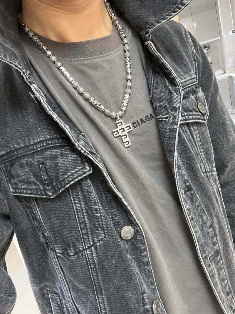Comfortable Gucci Necklaces 243613