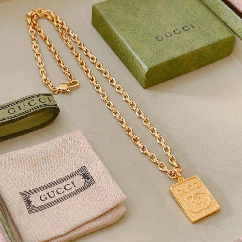 Snug Gucci Necklaces 243603