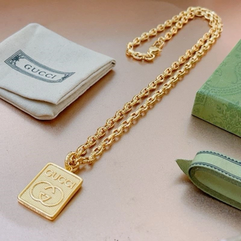 Snug Gucci Necklaces 243603