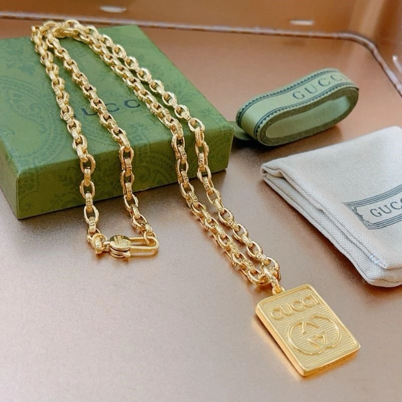 Snug Gucci Necklaces 243603
