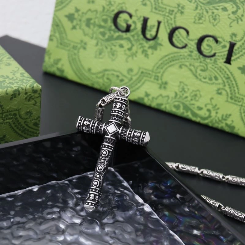 Gucci Necklaces OnTrend 243611