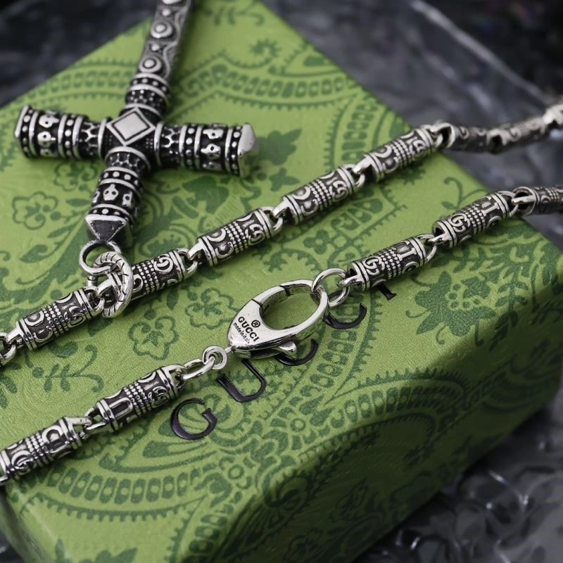 Gucci Necklaces OnTrend 243611
