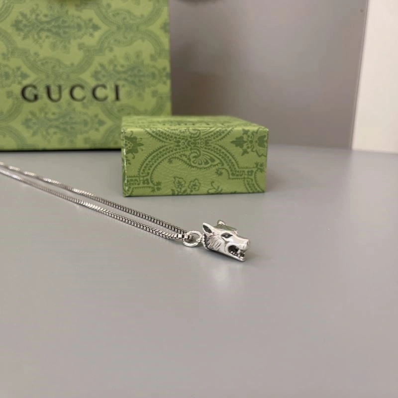 Gucci Necklaces Comfortable 243610