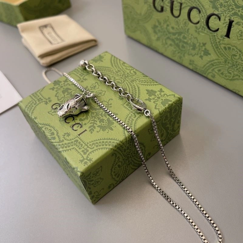 Gucci Necklaces Comfortable 243610