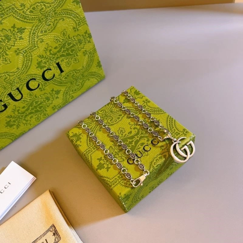 EyeCatching Gucci Necklaces 243594