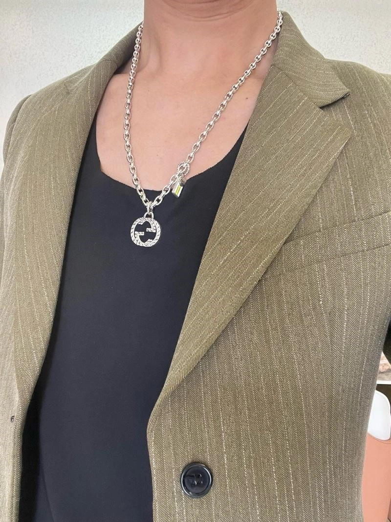 Comfortable Gucci Necklaces 243593