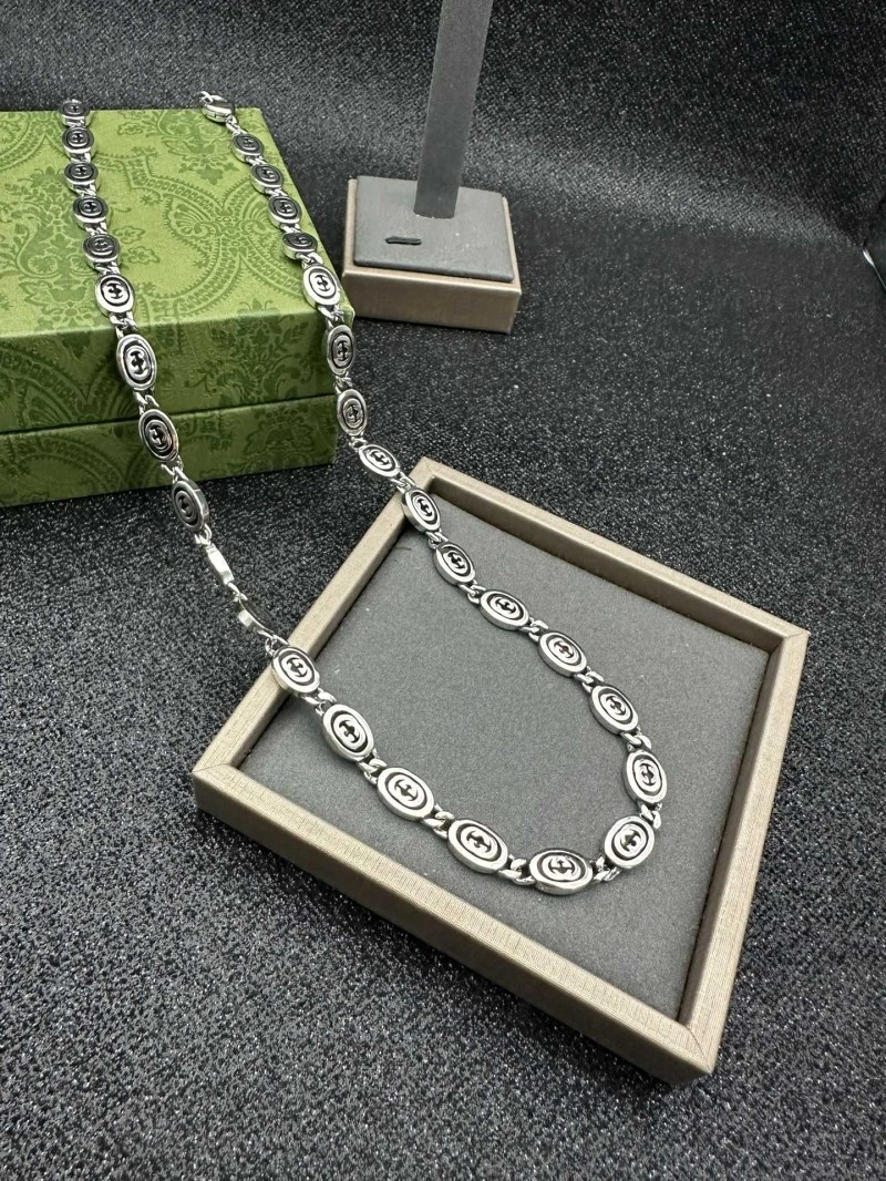TravelReady Gucci Necklaces 243586